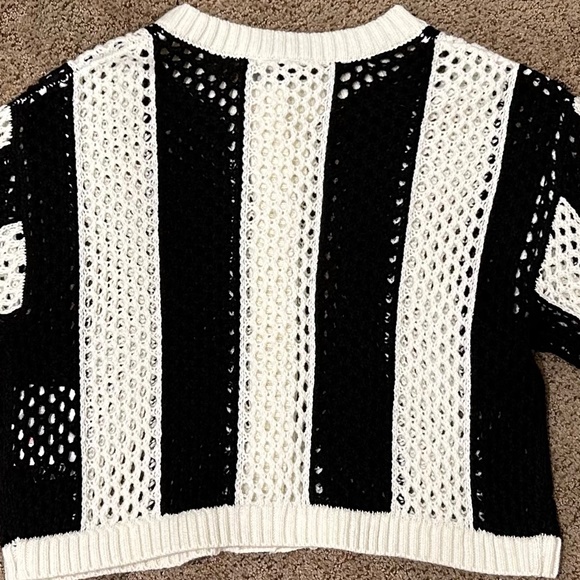 H&M Black and White Striped Cardigan - Picture 5 of 9